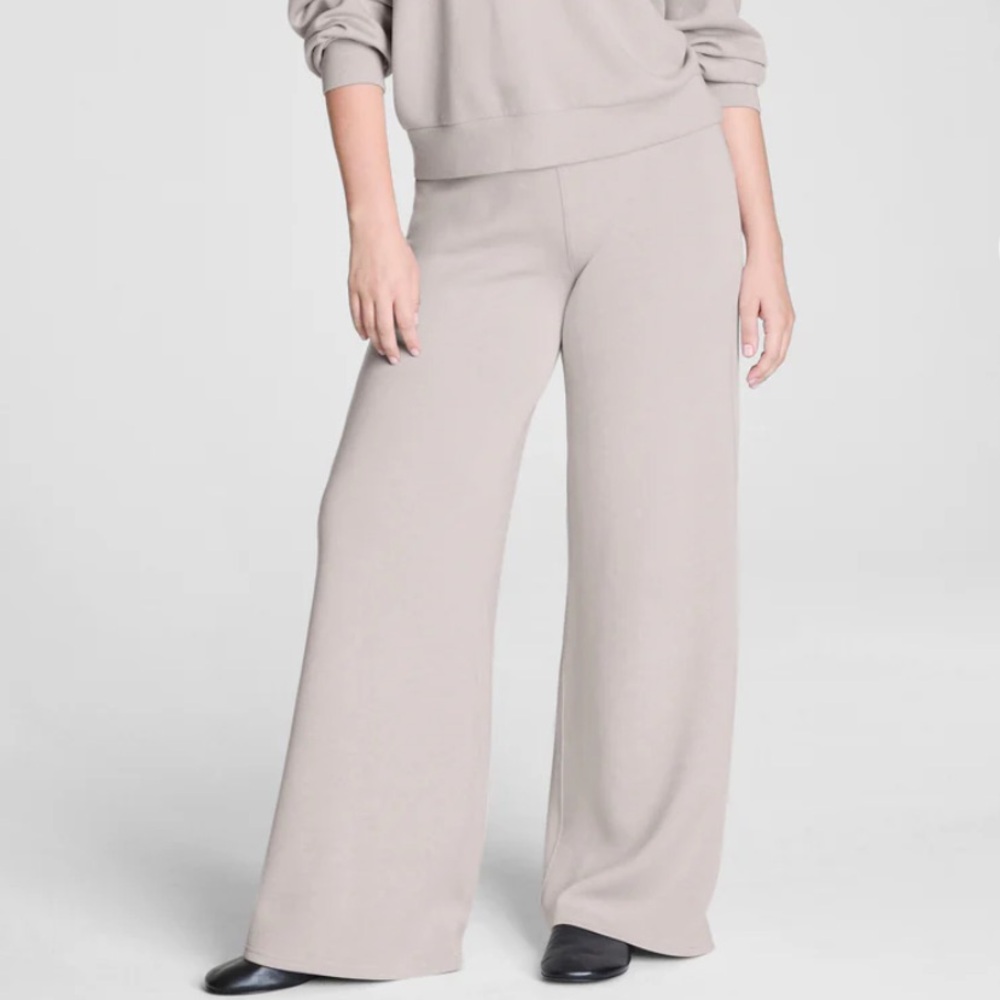 NWOT Spanx Air Essentials Wide Leg Pants